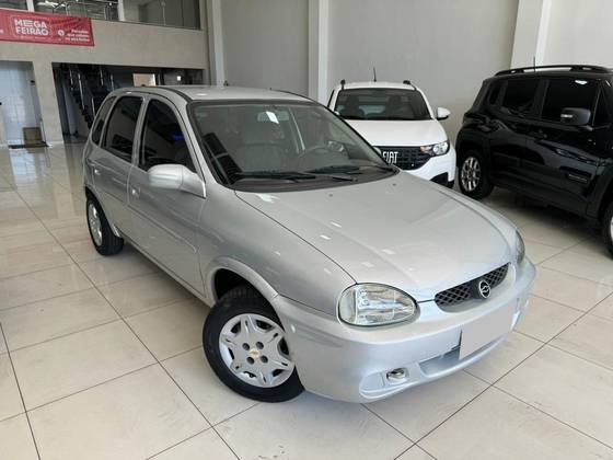 CHEVROLET CORSA 1.0 MPFI MILENIUM 8V GASOLINA 4P MANUAL CHEVROLET CORSA 1.0 MPFI MILENIUM 8V GASOLINA 4P MANUAL